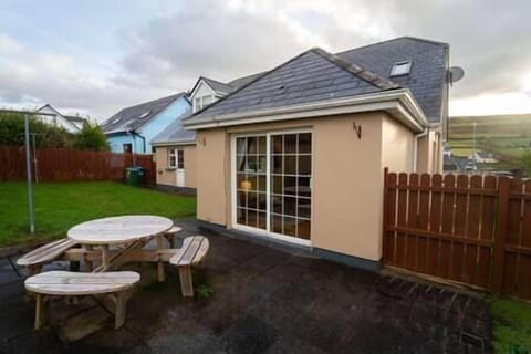 Fd6ffeef d710 436c 9884 14dead8bda30