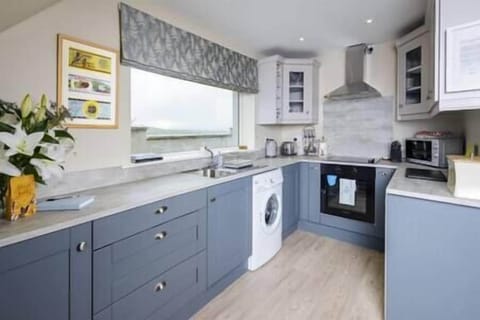 C9acc0f1 bf44 46c6 8c43 4c7d953bdb8f