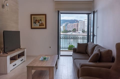 Beautiful and cozy living room with sea view.