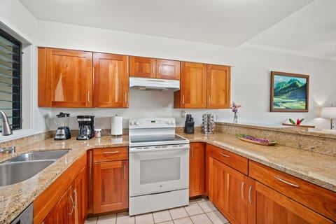 Fully stocked kitchen for dining in