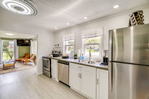 Kitchen | Dishwasher | Cooking Basics | Drip Coffee Maker | Air Fryer | Spices