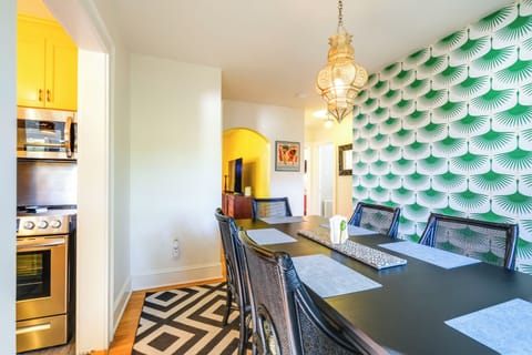 Dining Area | Dishware & Flatware Provided | Central A/C & Heat | 2nd Floor