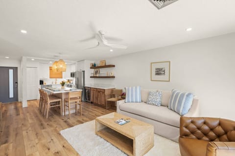 Cozy beach condo just waiting for you to enjoy!