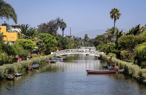 Stay waterfront on the famous Venice Canals