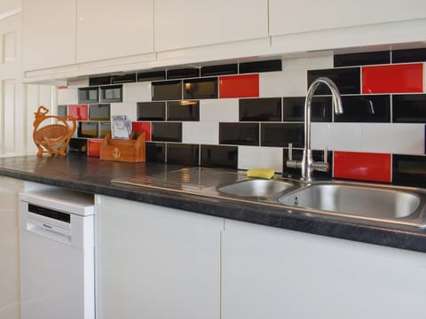 Kitchen | Beach House, Perranporth
