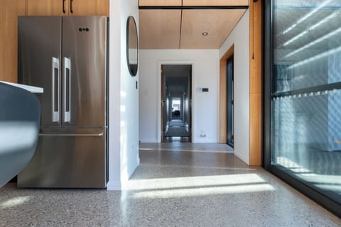 Walk through to the hallway