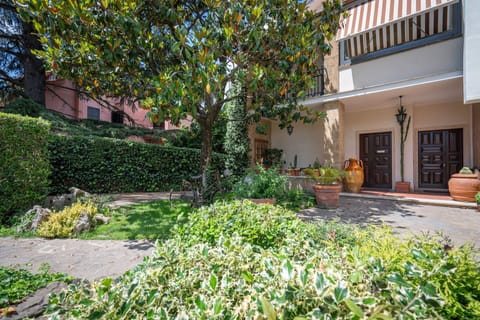 Autumn, Garden, Spring, Summer