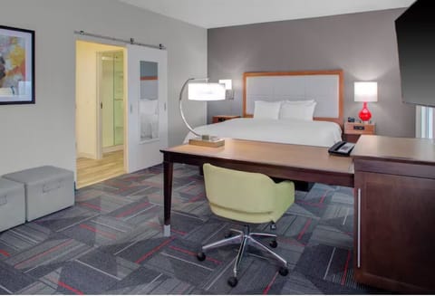 Unit with comfortable bed