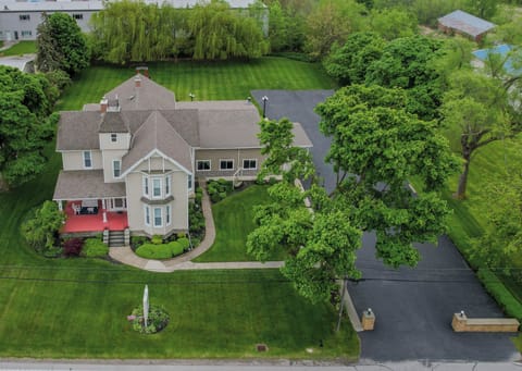 Victorian Inn Bed & Breakfast