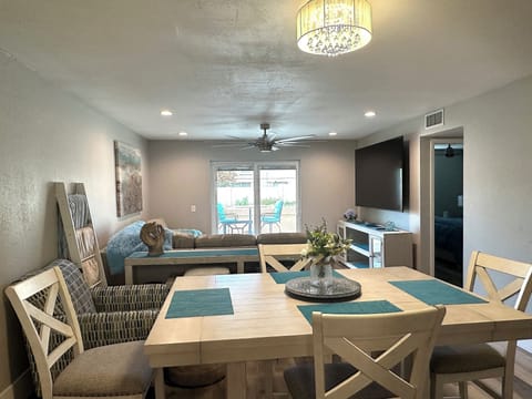 Fabulous counter top table is perfect for dining or laptop work space. 