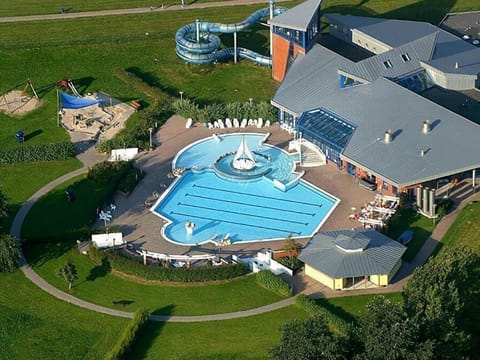 Immediate Surroundings [summer] (<1 km)