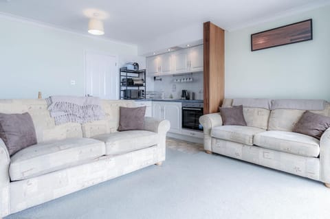 36 Beach Court - 1 Bed Apartment - Saundersfoot (18654)