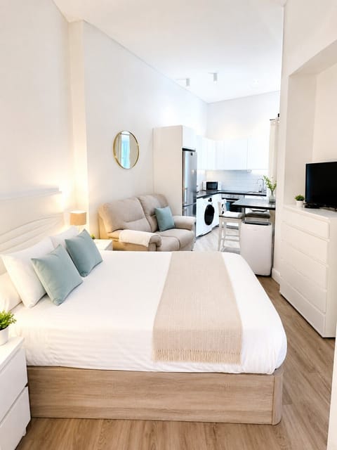 Studio Apartment
