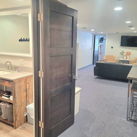 This is a smaller suite with a stove, queen bed and full bathroom. 