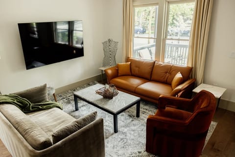 One-of-a-Kind townhome located on Neil Ave, walking distance to OSU.