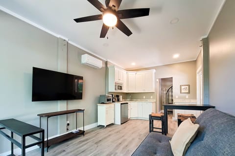 Living Room/Kitchen -19