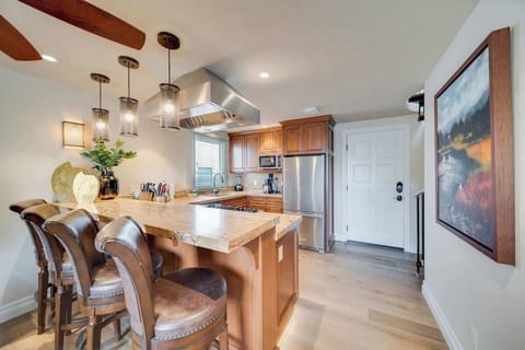 All top-of-the-line stainless steel appliances to whip up any meal!