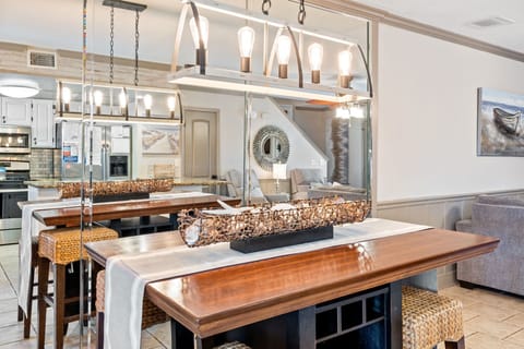 Dining table with room for 6 people.