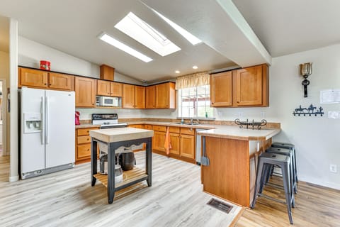 Kitchen | Cooking Basics | Keurig Coffee Maker