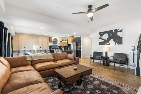 Living/dining/kitchen