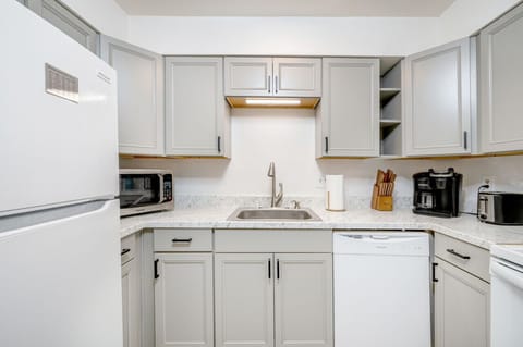 A fully equipped kitchen is available for preparing your favorite meals.