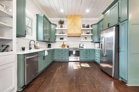 The kitchen has been newly renovated and is fully stocked. It has a coffee maker, French press, pots and pans, a toaster, a blender, kids dishes and everything you need to cook with on your visit to Waco!
