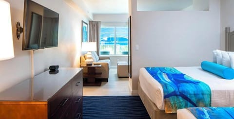 Unit with 2 Queen size beds. Exact unit will be assigned upon arrival. Views, colors and decor may vary.