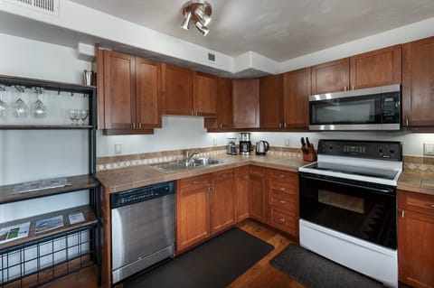 Kitchen perfect for your cooking needs