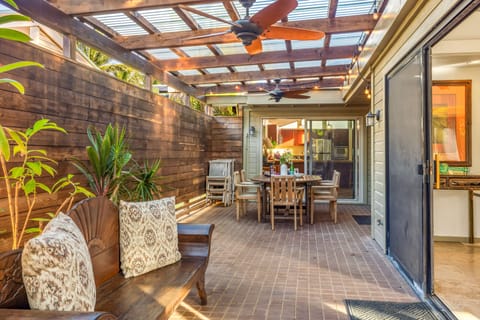 Comes with membership for 11 at PBAC (5 minute drive).