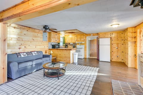 Living Room | Electric Fireplace | Free WiFi | Queen Sleeper Sofa