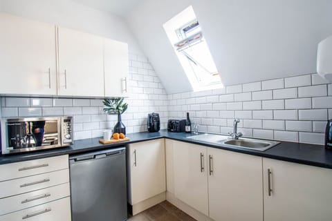 Well-equipped kitchen