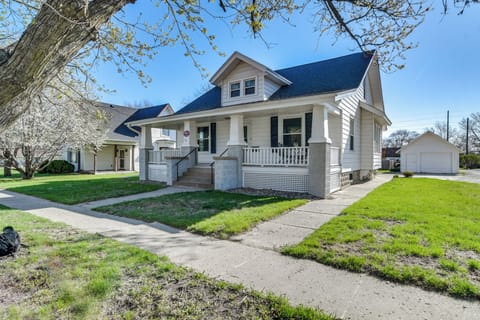 Winterset Vacation Rental | 4BR | 1.5BA | 2,000 Sq Ft | Stairs Required