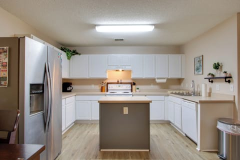 Kitchen | Cooking Basics | Coffee Maker | Single-Story Home