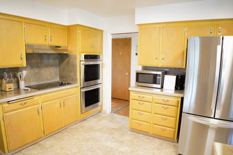 Lot's of room to cook in