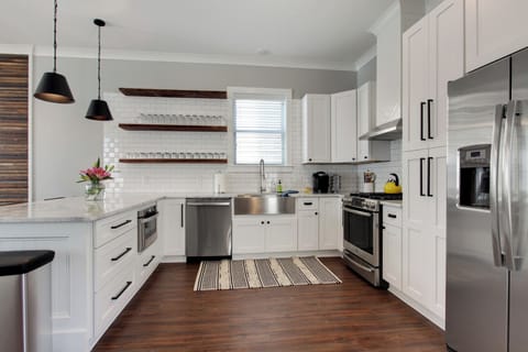 High end kitchen with all that you'll need!