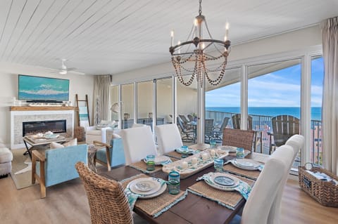 Elegant Dining With a View