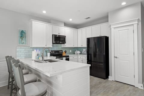 Lots of counter space and bar seating