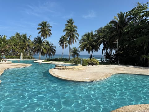 Ocean front pool