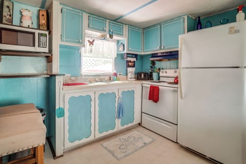 Kitchen | Cooking Basics | Drip Coffee Maker