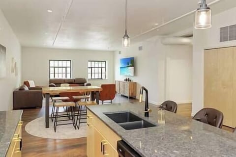 4d11a680 12b0 4449 822d 62b75c5cd8dc