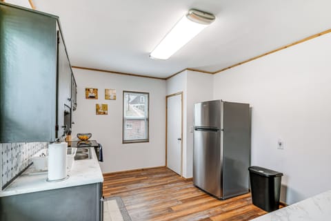Kitchen | Keurig/Drip Coffee Makers | 1st Floor