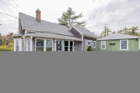 Quintessential Maine Cottage