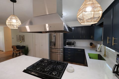 fully stocked kitchen