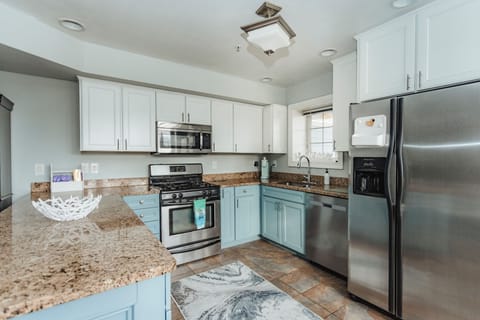 Plenty of space to whip up something delicious.