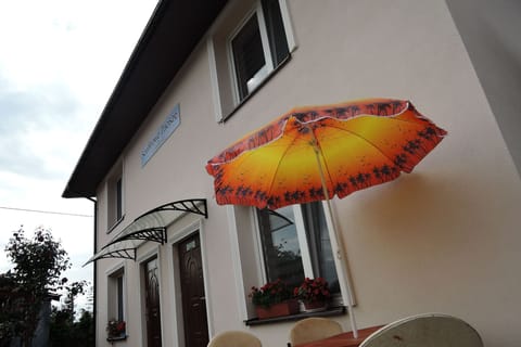 Entrance / Reception