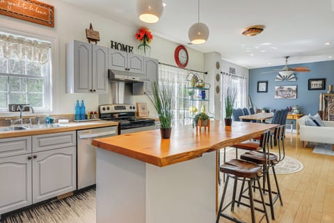 Kitchen | Cooking Basics | Keurig Coffee Maker | 1st Floor