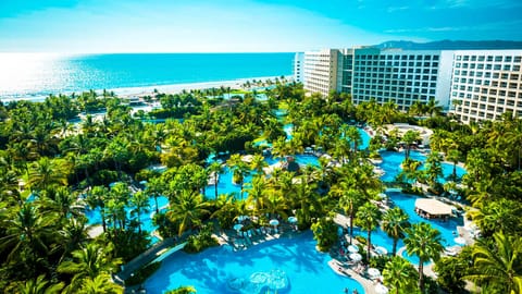 Nuevo Nayarit-Vallarta Pools