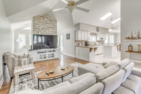 Myrtle Beach Vacation Rental | 4BR | 2.5BA | Step-Free Access | 2,250 Sq Ft