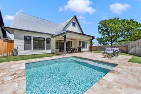 Welcome to Butterfly at the Cove!