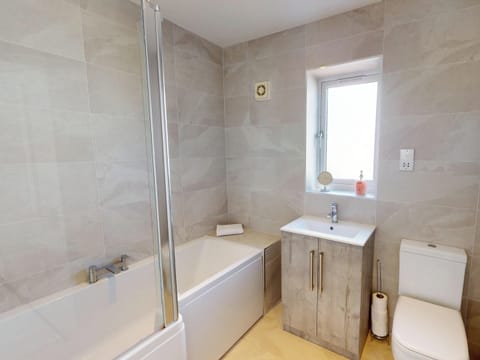 Bathroom | The Dunes, Beadnell
